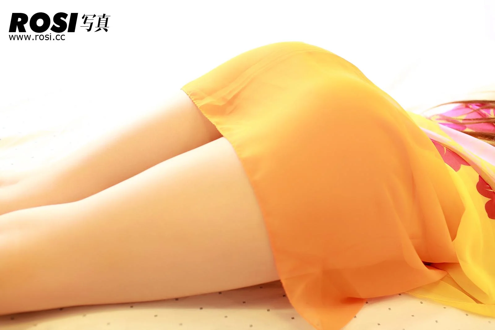 Rosi 写真 No.026 49P/28.57M - 48