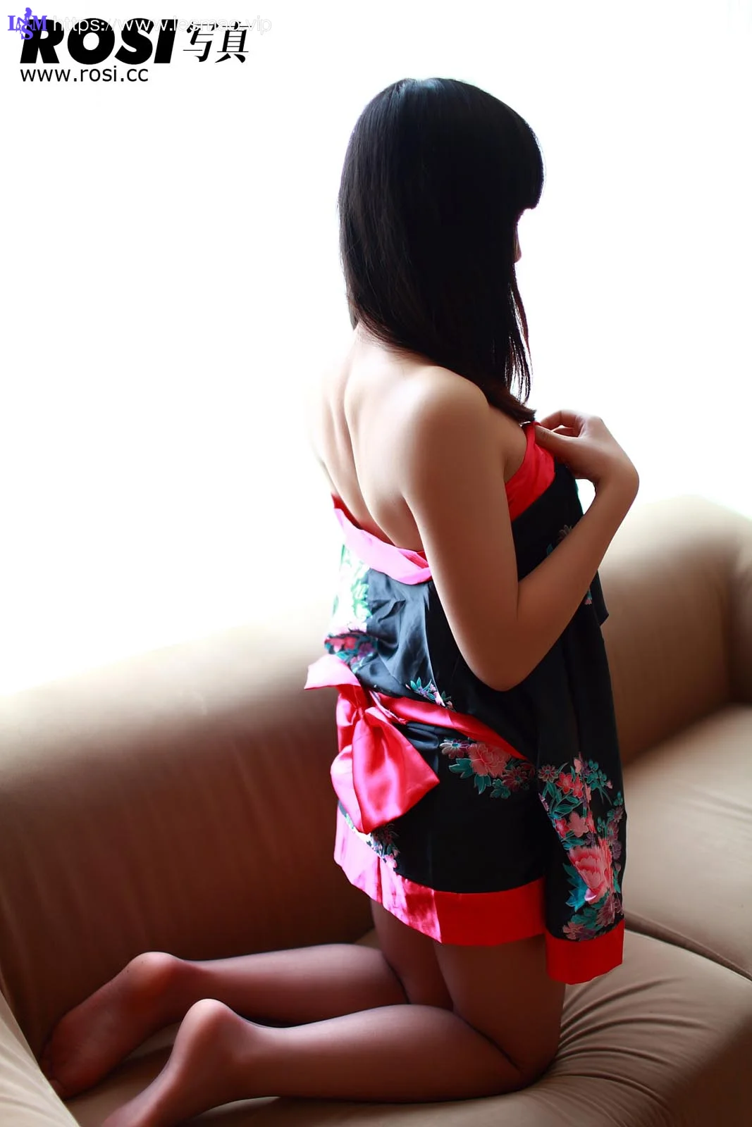 Rosi 写真 No.042 26P/15.34M - 15