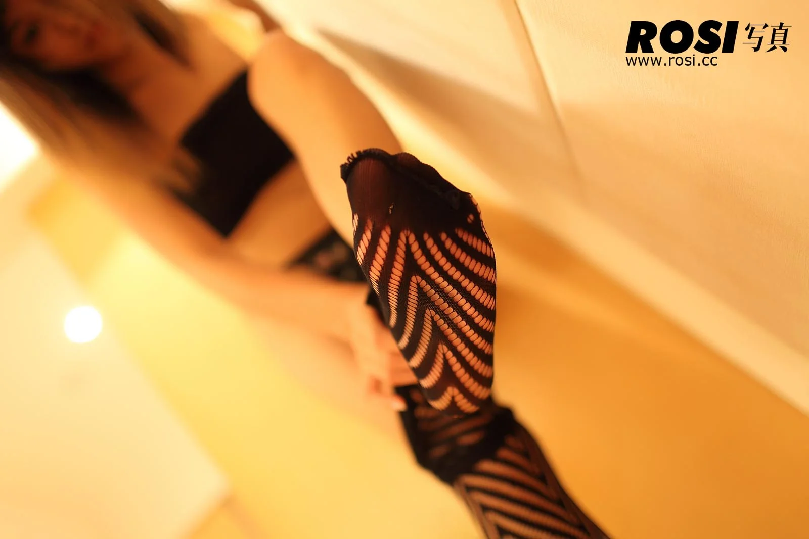 Rosi 写真 No.084 38P/41.66M - 38