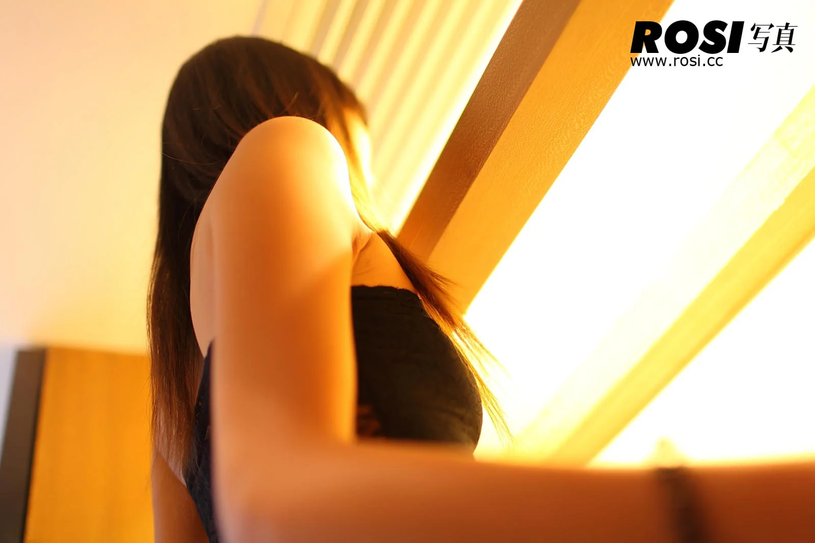 Rosi 写真 No.095 19P/17.35M - 18