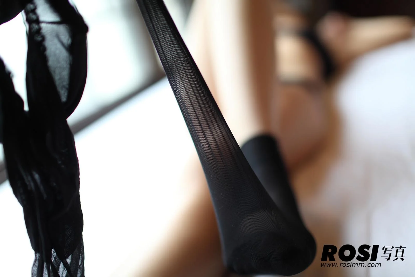 Rosi 写真 No.112 36P/26.76M - 35