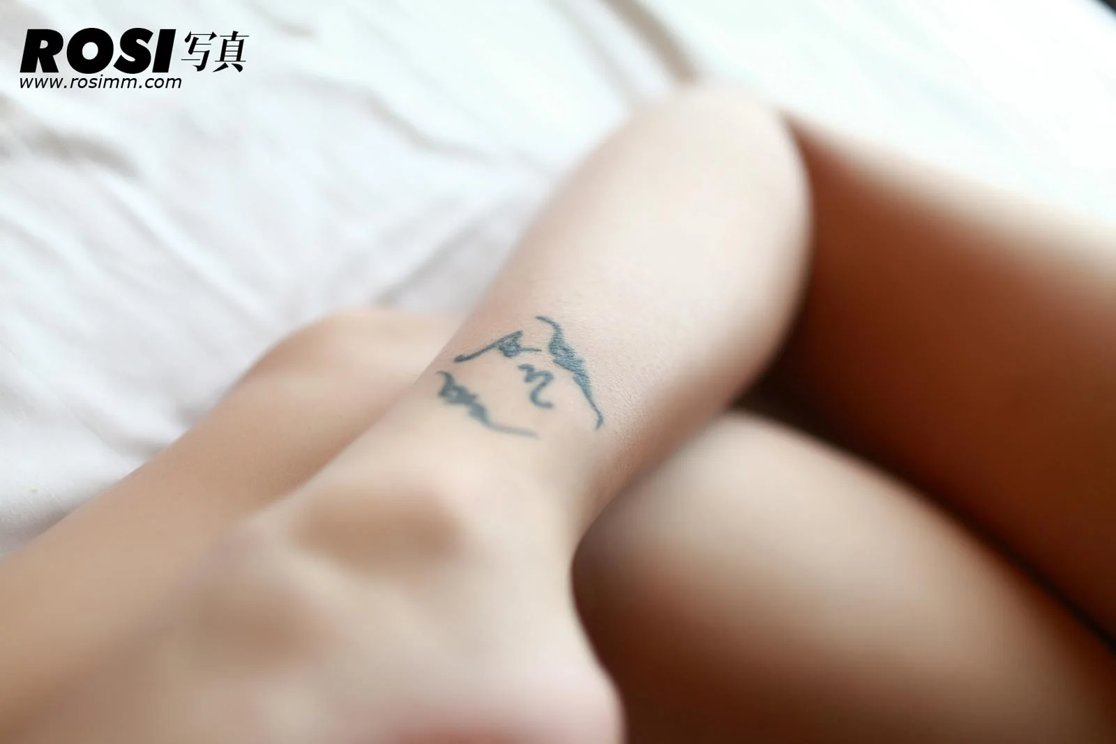 Rosi 写真 No.167 24P/24.00M - 16
