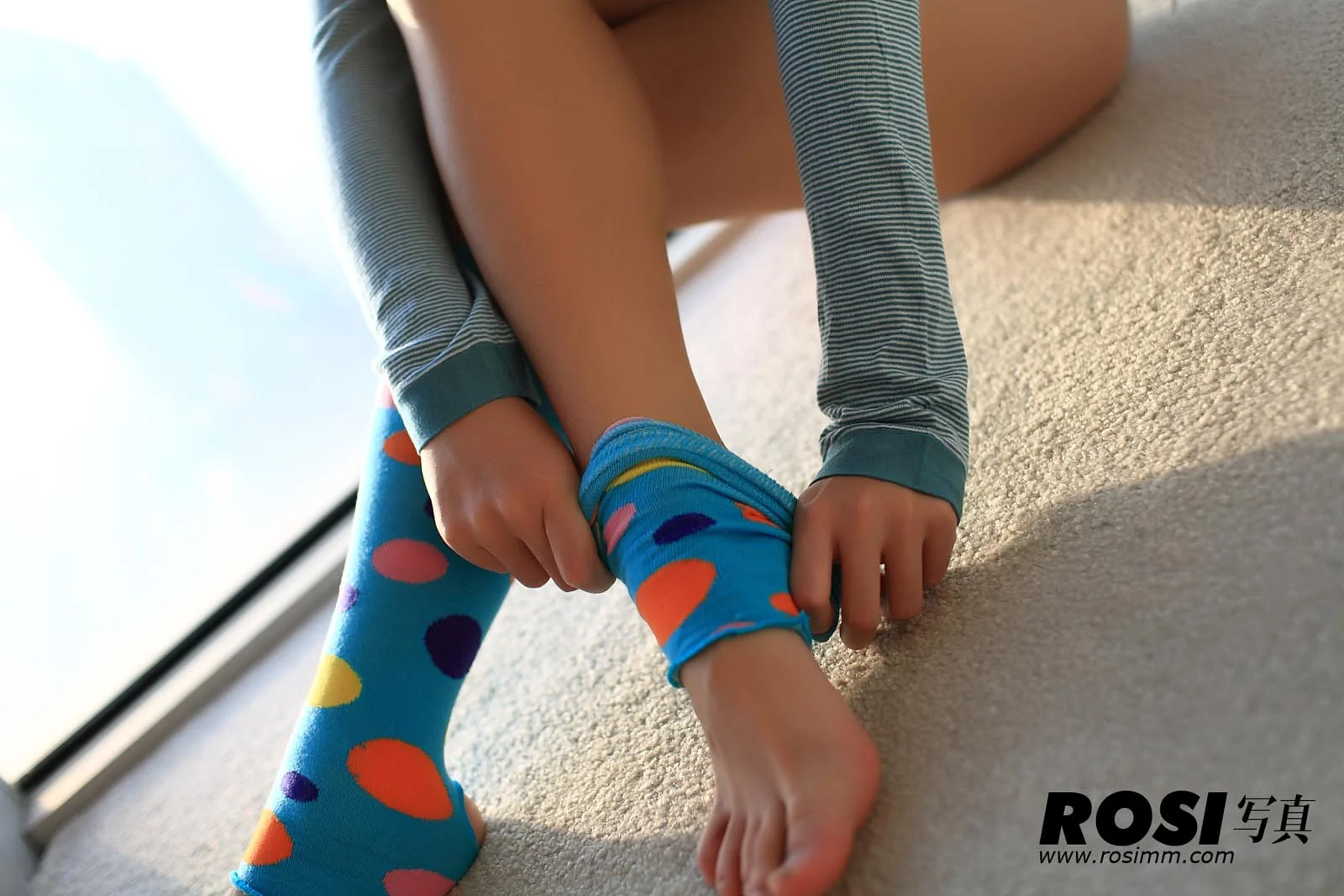 Rosi 写真 No.184 43P/58.72M - 30