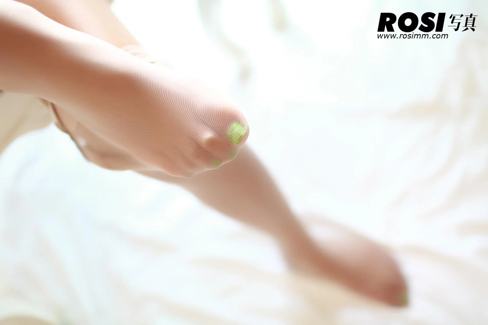 Rosi 写真 No.221 32P/24.23M - 28