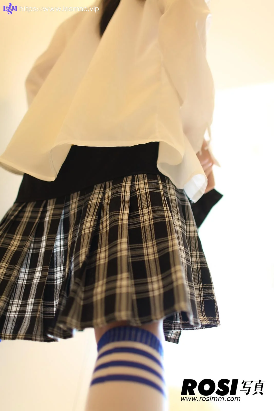 Rosi 写真 No.267 33P/27.06M - 17