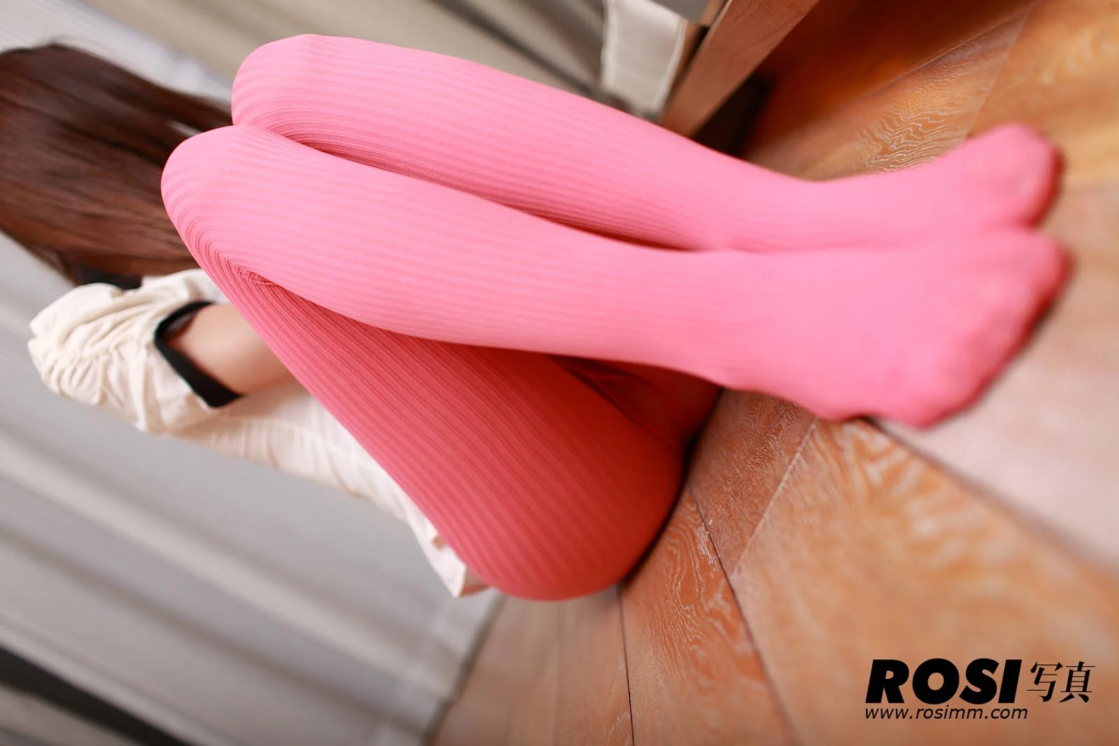 Rosi 写真 No.298 34P/37.39M - 31