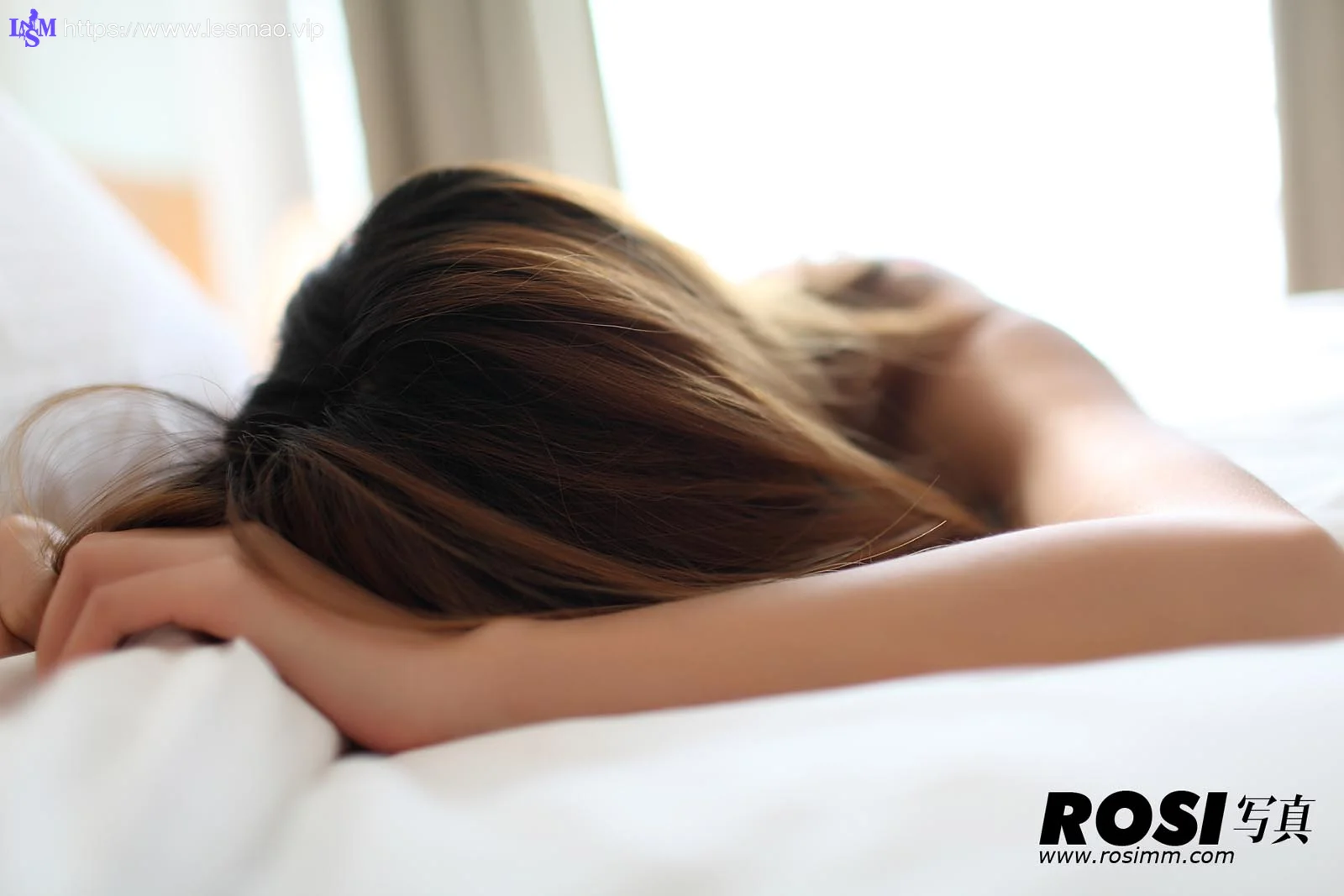 Rosi 写真 No.331 25P/19.9M - 25