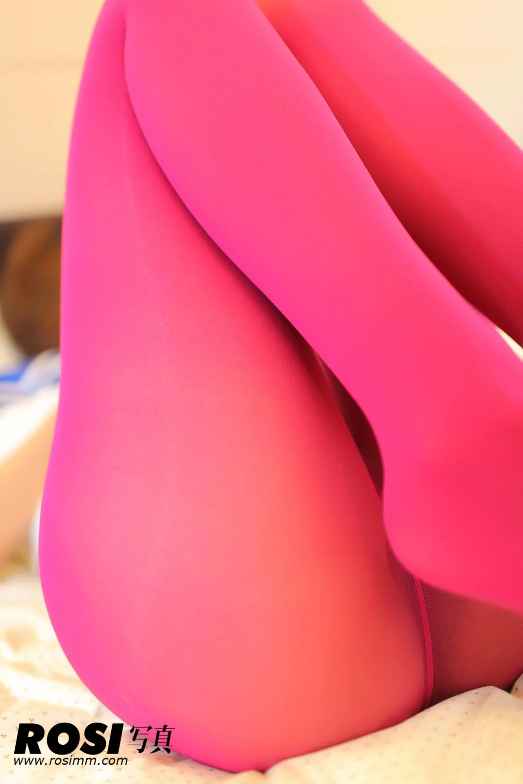 Rosi 写真 No.367 34P/32.2M - 32