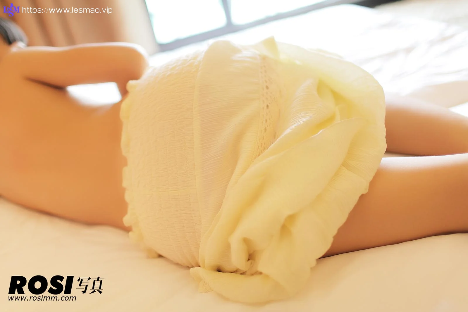 Rosi 写真 No.390 24P/19.6M - 19