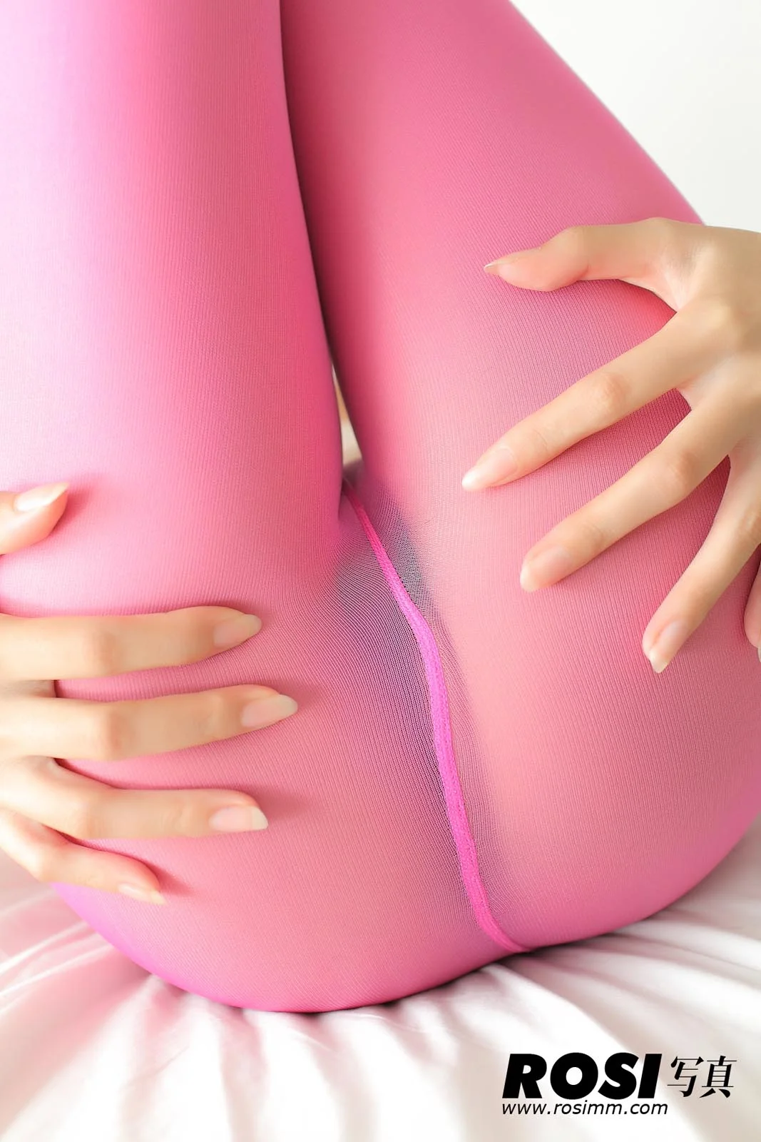 Rosi 写真 No.403 32P/29.7M - 27