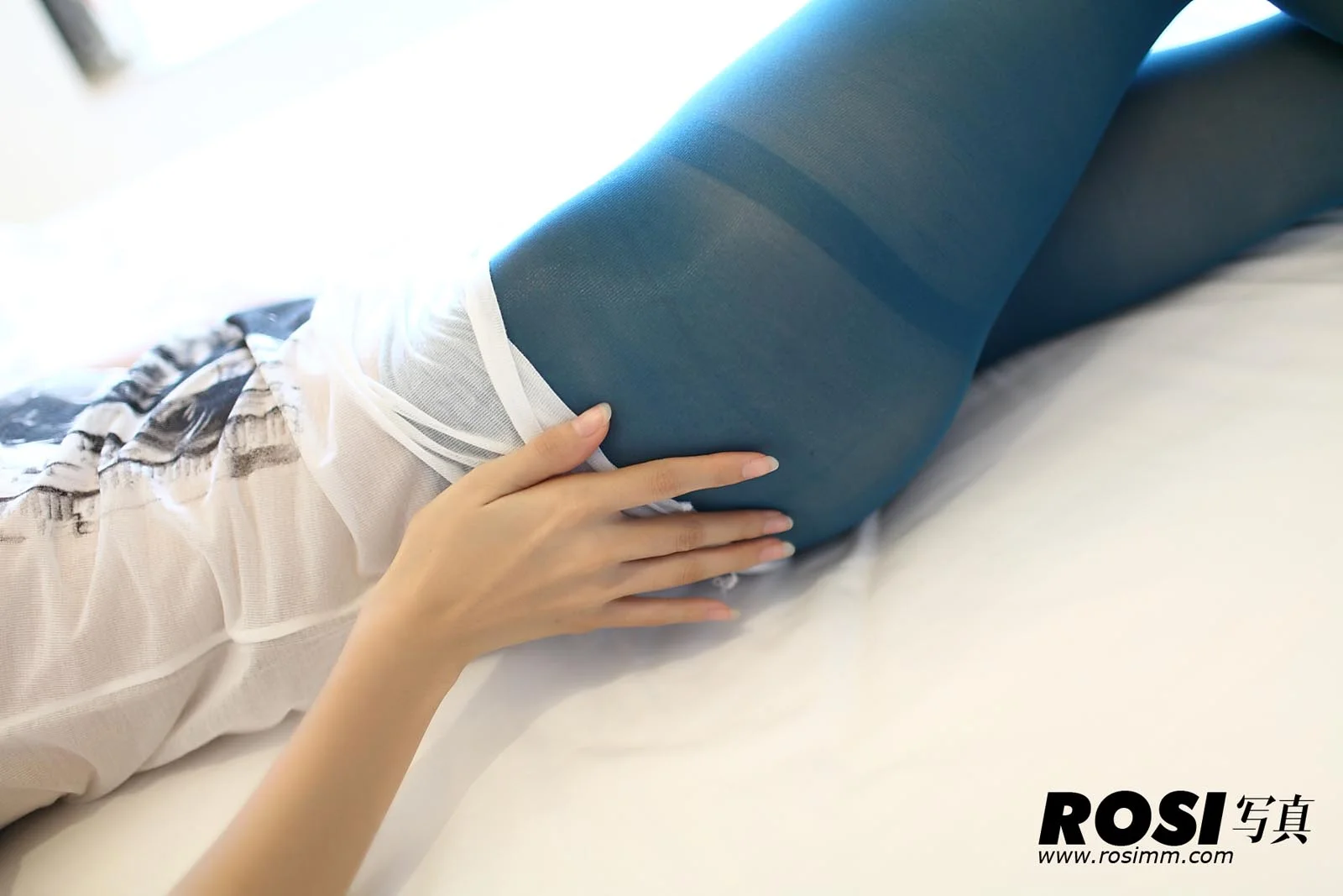 Rosi 写真 No.424 37P/31.8M - 30