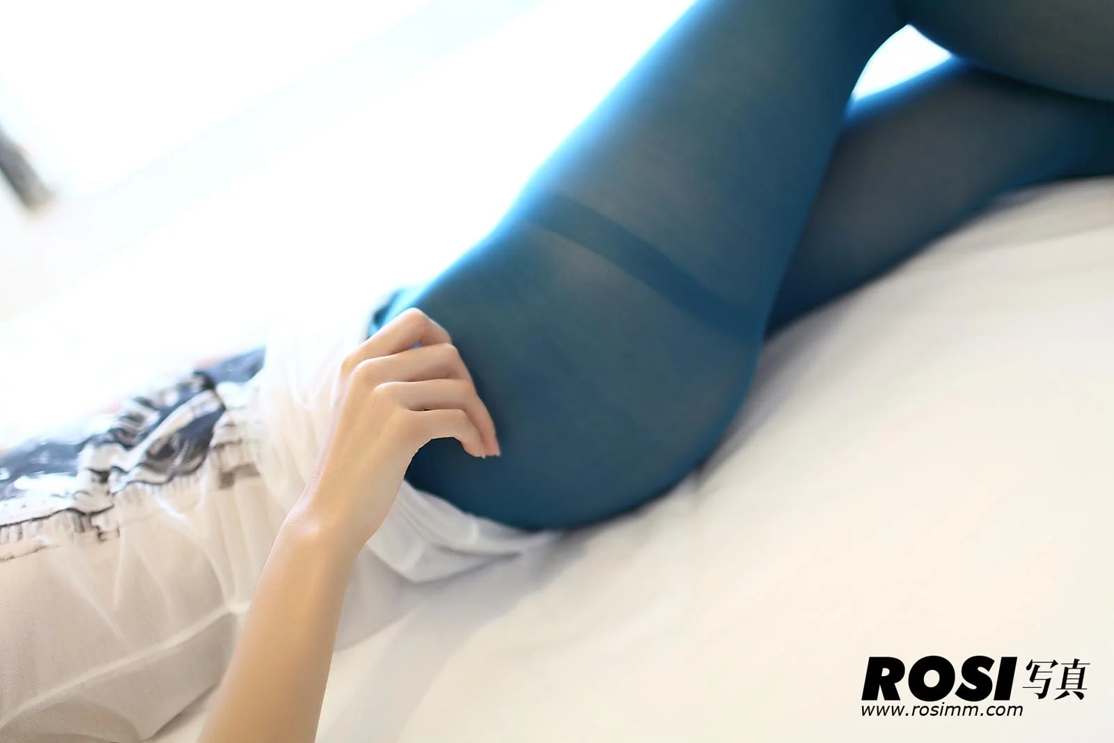 Rosi 写真 No.424 37P/31.8M - 33
