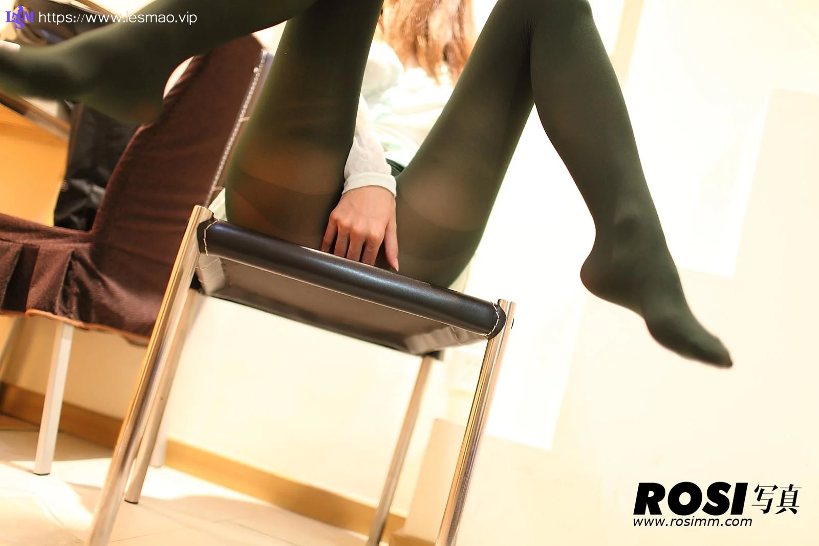 Rosi 写真 No.440 36P/32.9M - 34