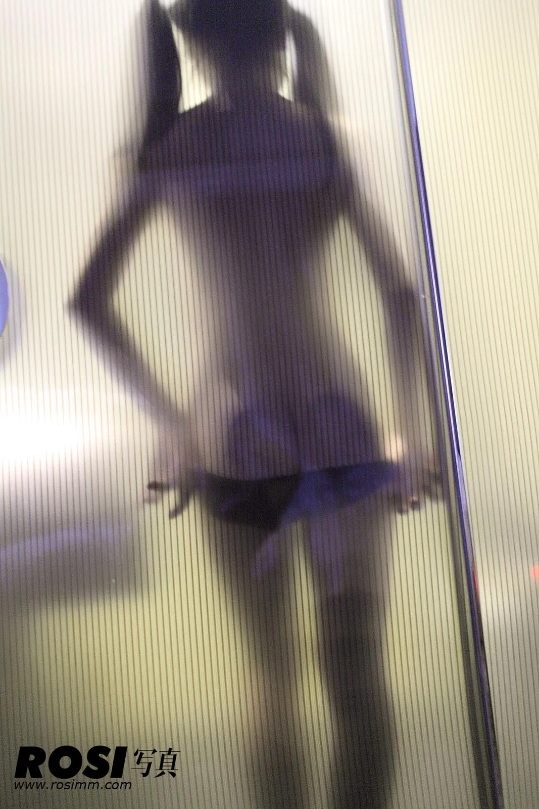 Rosi 写真 No.445 81P/111.0M - 71