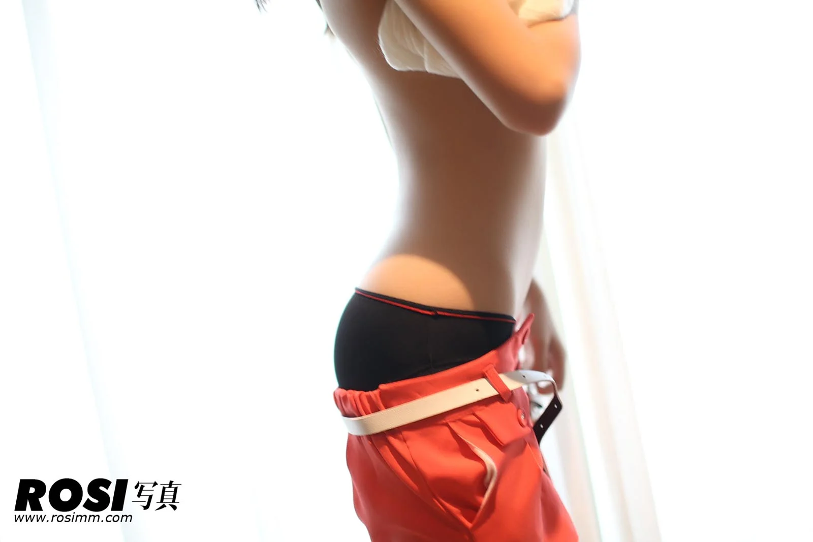 Rosi 写真 No.568 53P/37.4M - 40