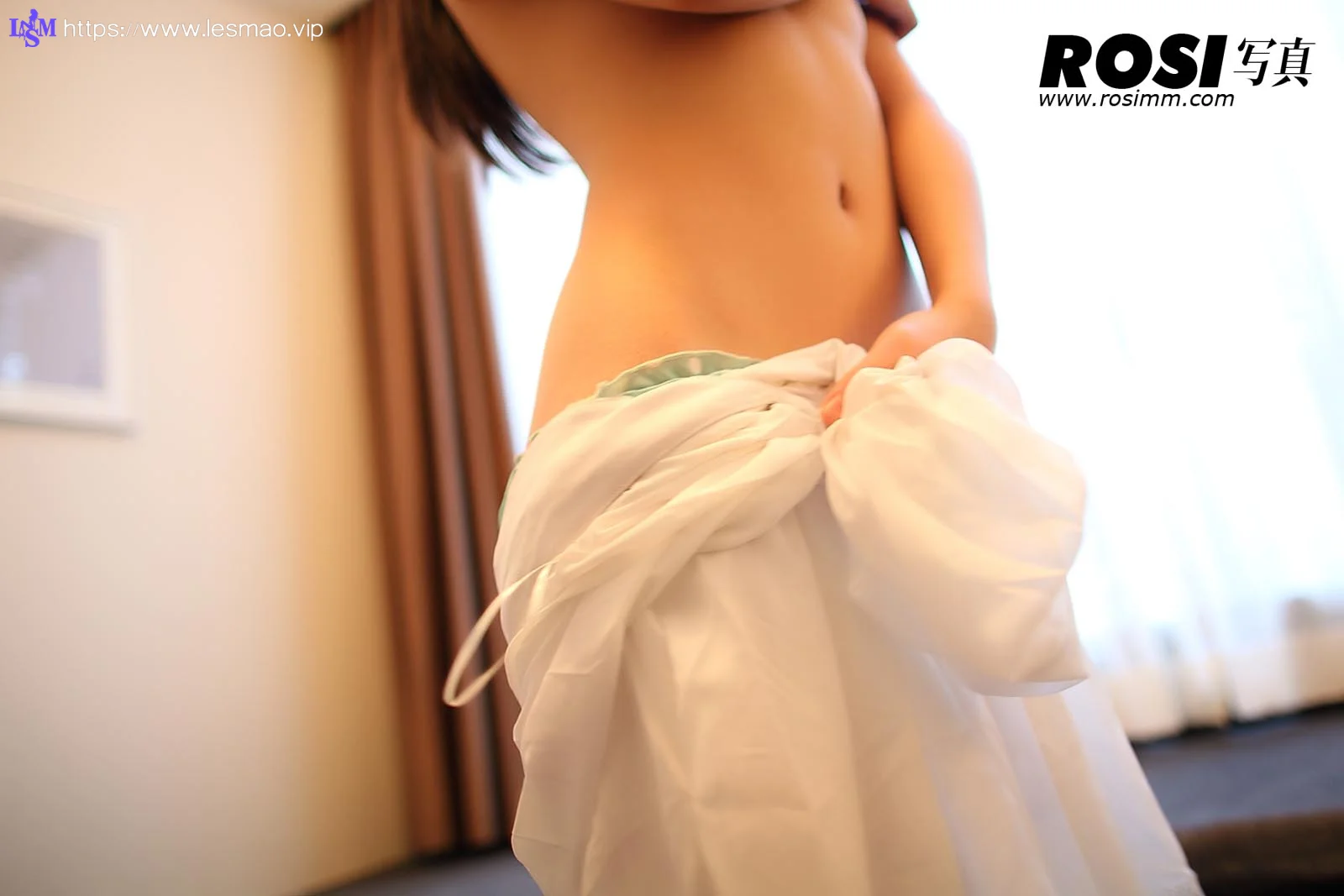 Rosi 写真 No.620 50P/39.1M - 39