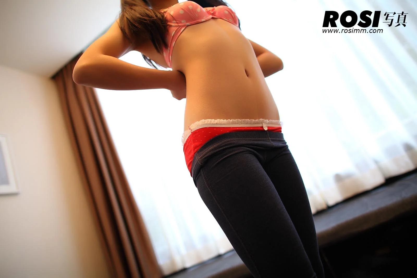 Rosi 写真 No.681 54P/44.1M - 44