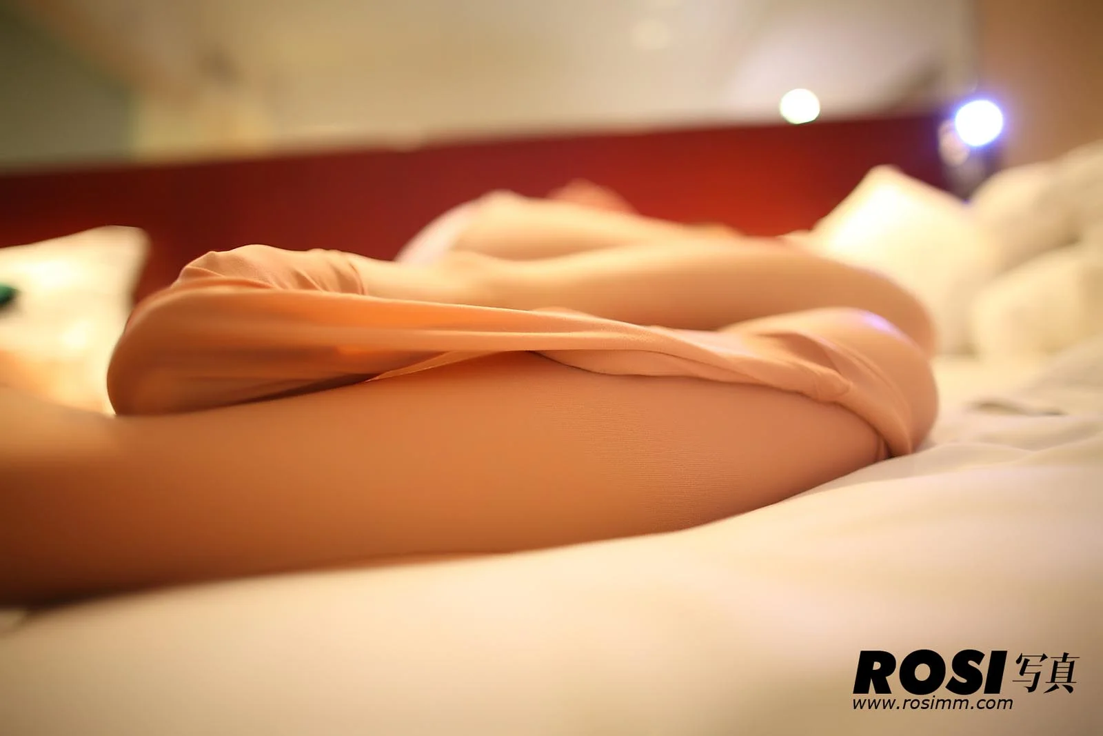 Rosi 写真 No.705 55P/49.9M - 47