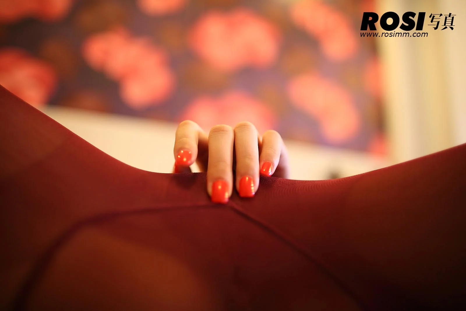 Rosi 写真 No.712 20P/18.6M - 20
