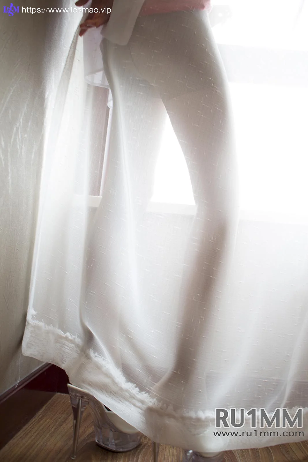 Ru1mm 如壹写真 No.002 26P/17.2 M - 18