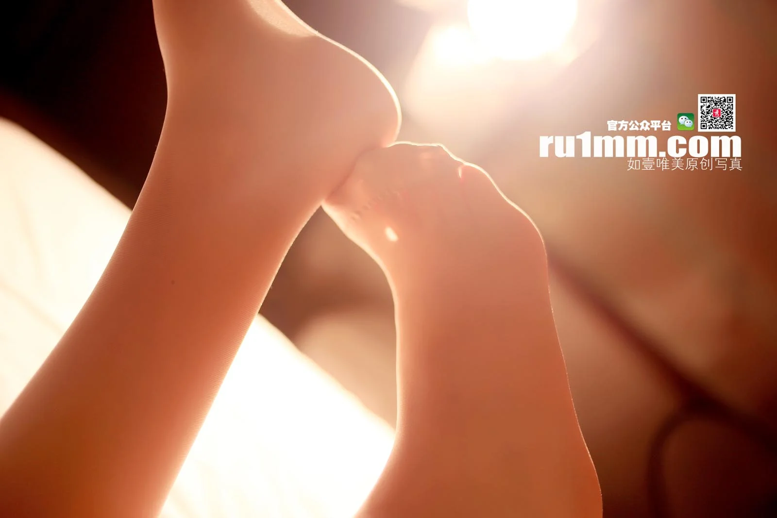 Ru1mm 如壹写真 No.197 芊芊玉足 - 36