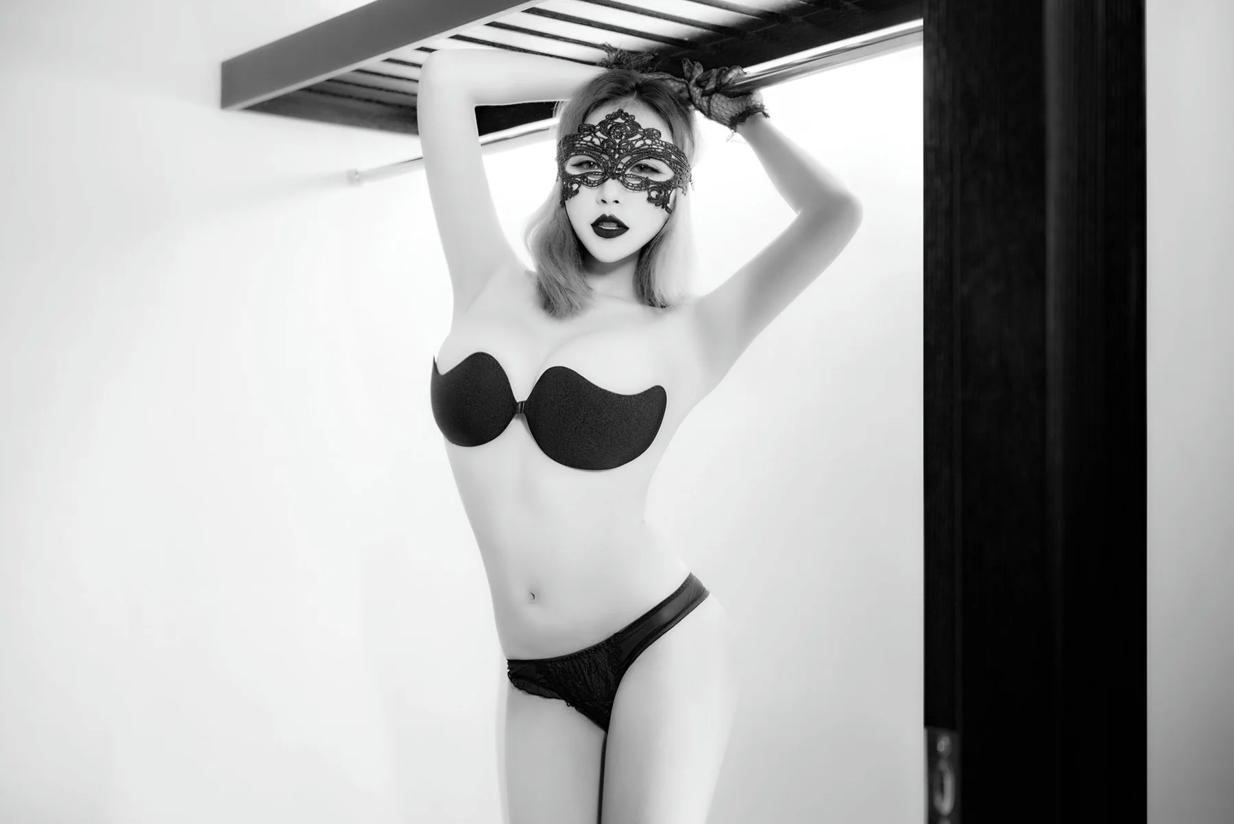 SLADY 猎女神 Vol.003 赵欢颜 长腿红唇写真 - 39