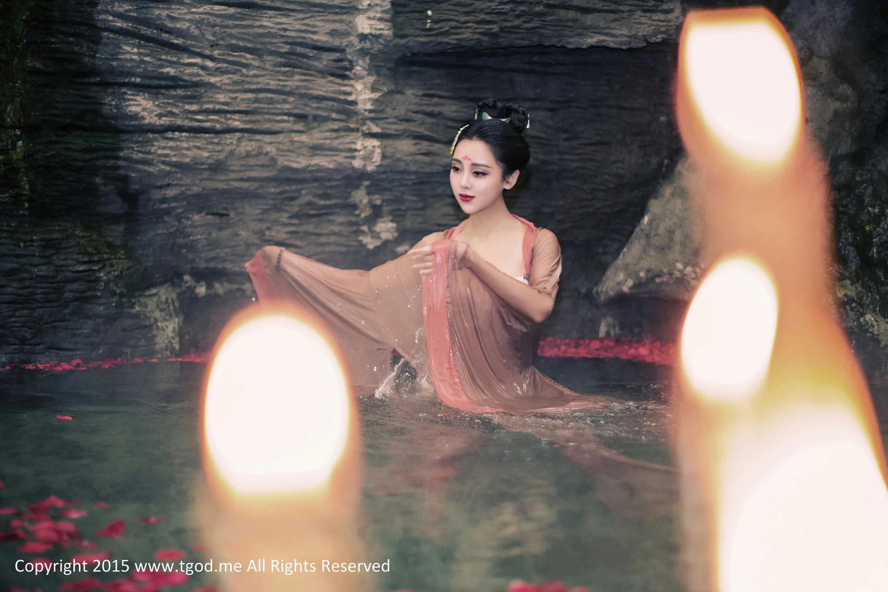 TGOD推女神 峨眉山红珠山温泉 梁晶莹、李珂 - 50