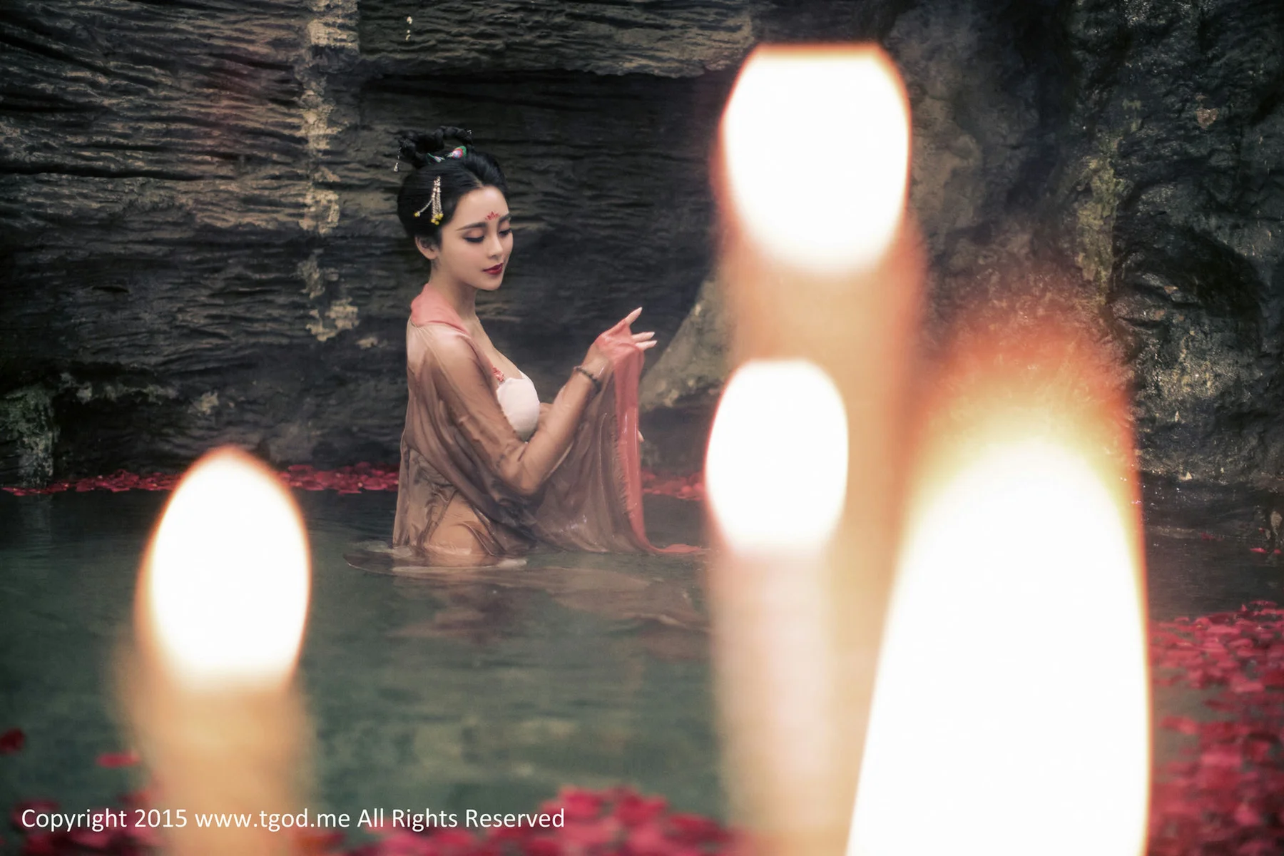 TGOD推女神 峨眉山红珠山温泉 梁晶莹、李珂 - 51