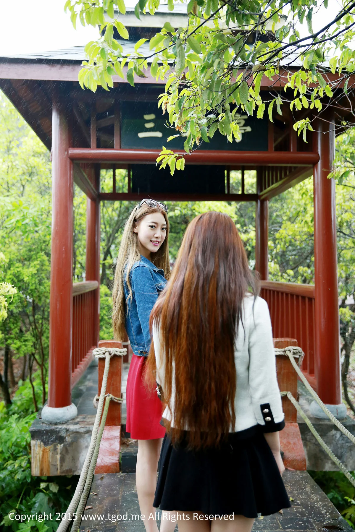 TGOD推女神 九江庐山西海 万慧婧、龚紫瑄 - 38