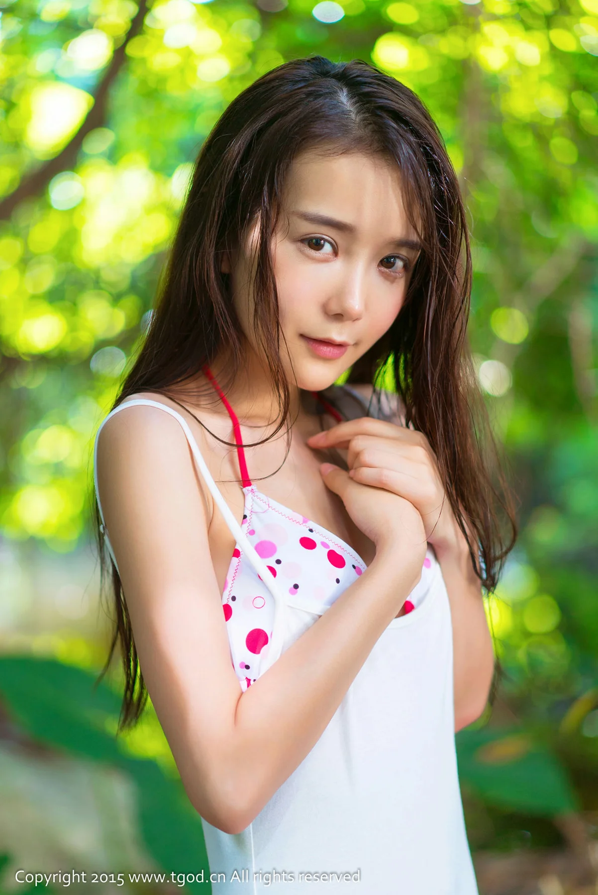 TGOD推女神 三亚旅拍小九Vin 第一刊 ~比基尼 - 22