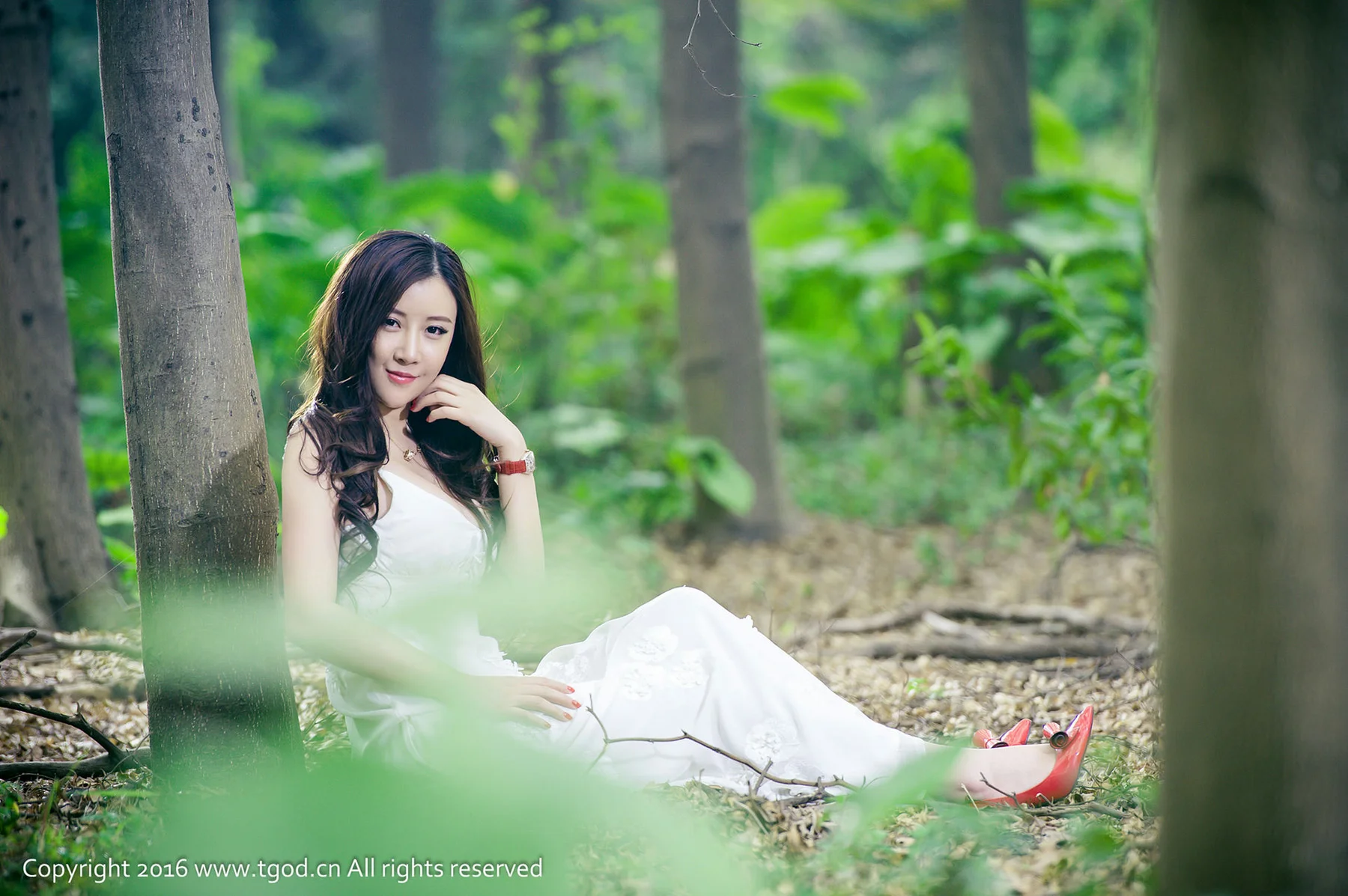 TGOD 推女神 王婉悠Queen之丛林系列 ~户外写真 - 27