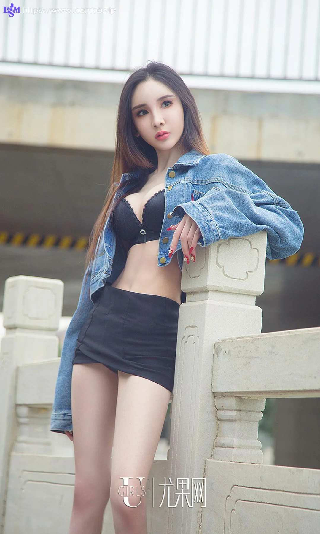 UGirls 爱尤物 No.1238 阿依努尔瓦娅街拍写真 - 20