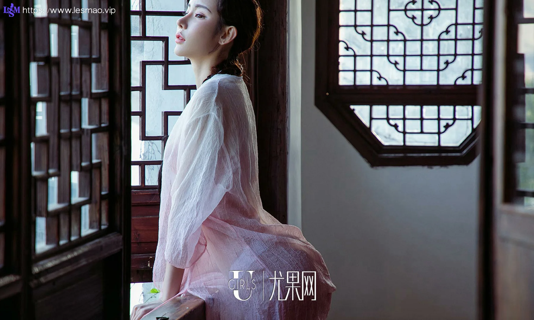 UGirls 爱尤物 No.1250 萌琪琪庭院深 - 28