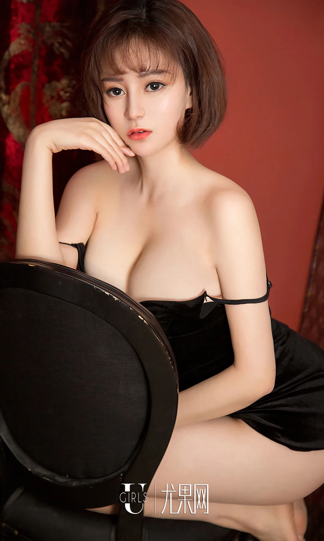 UGirls 爱尤物 No.1404 小艺 气质巨乳 - 17