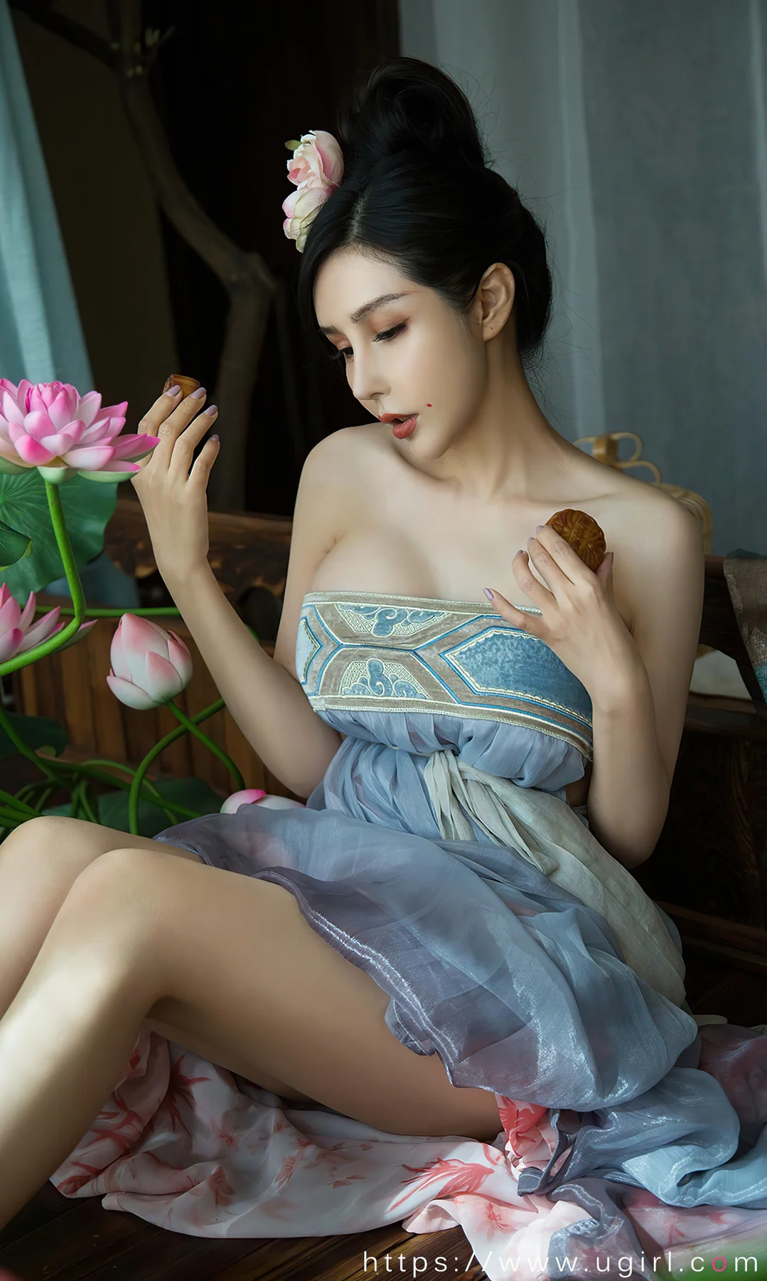 UGirls 爱尤物 No.1923 田冰冰古典优雅女人香肩爆乳 - 21