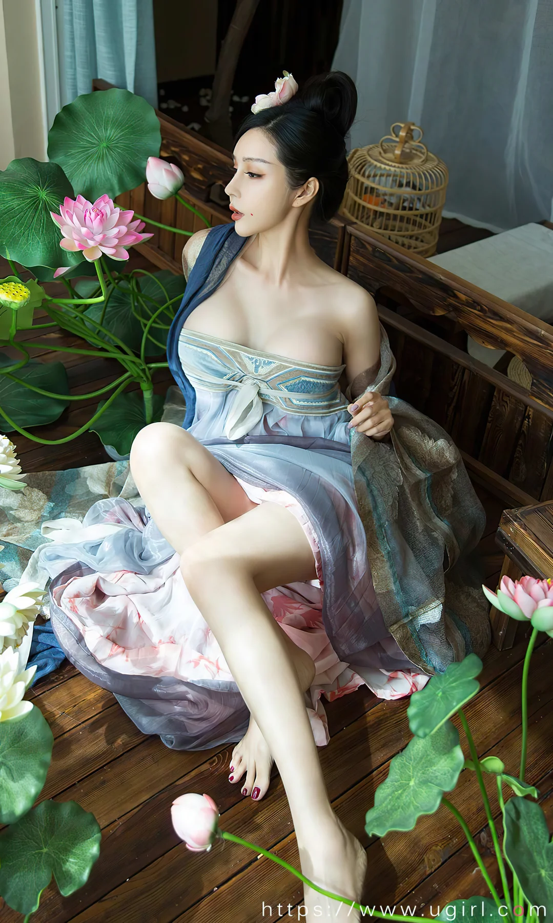 UGirls 爱尤物 No.1923 田冰冰古典优雅女人香肩爆乳 - 24
