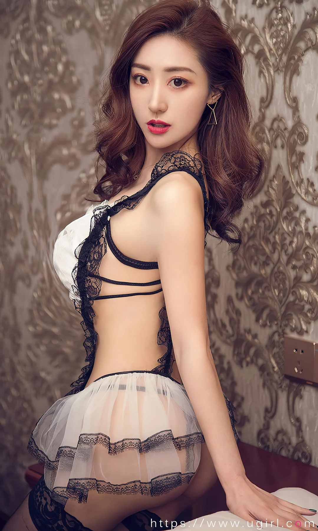 UGirls 爱尤物 No.1980 sopha 气质妹子 - 23