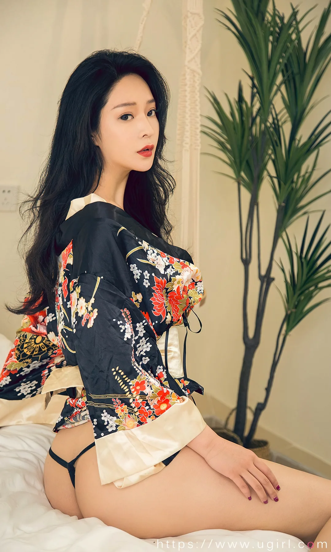 UGirls 爱尤物 No.2225  邻家温柔 尤物合辑 - 17