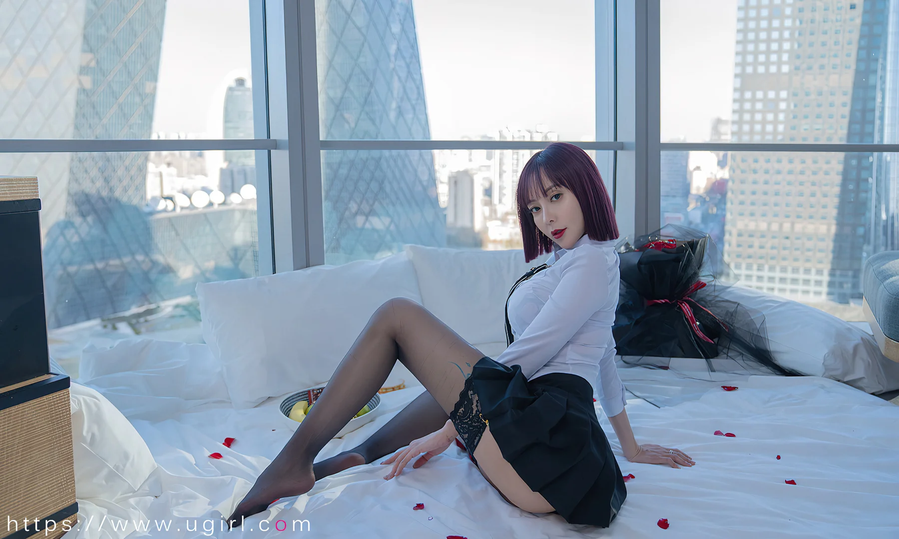 UGirls 爱尤物 No.2319 果儿 衬衫之下 - 33