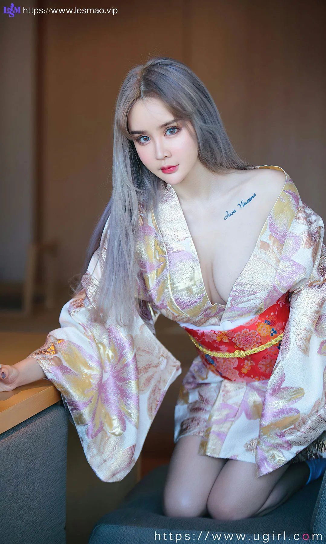UGirls 爱尤物 No.2440 青树 枫最红时 - 19