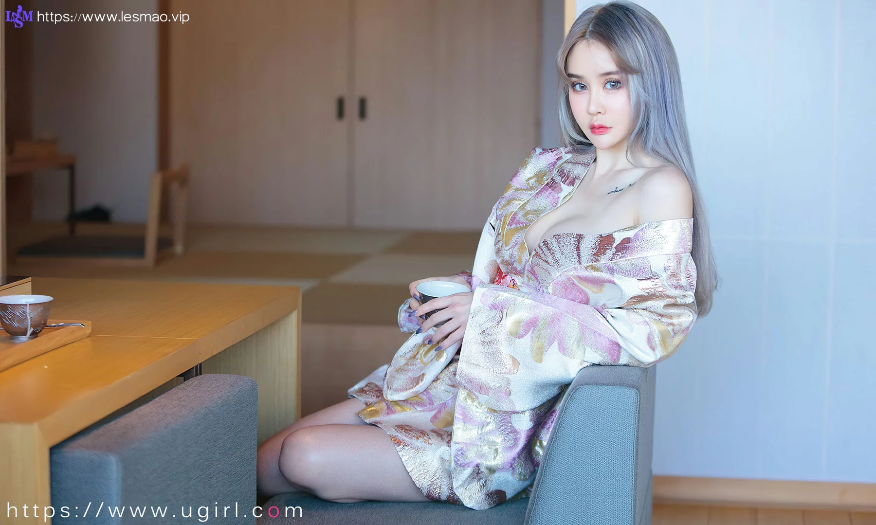 UGirls 爱尤物 No.2440 青树 枫最红时 - 29