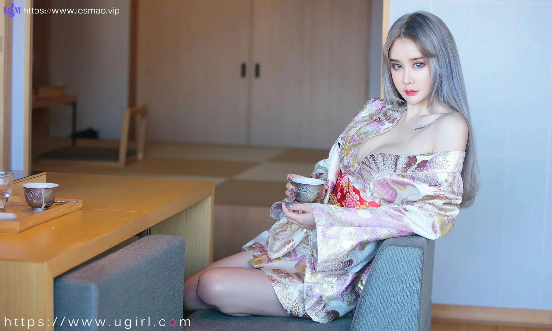 UGirls 爱尤物 No.2440 青树 枫最红时 - 35