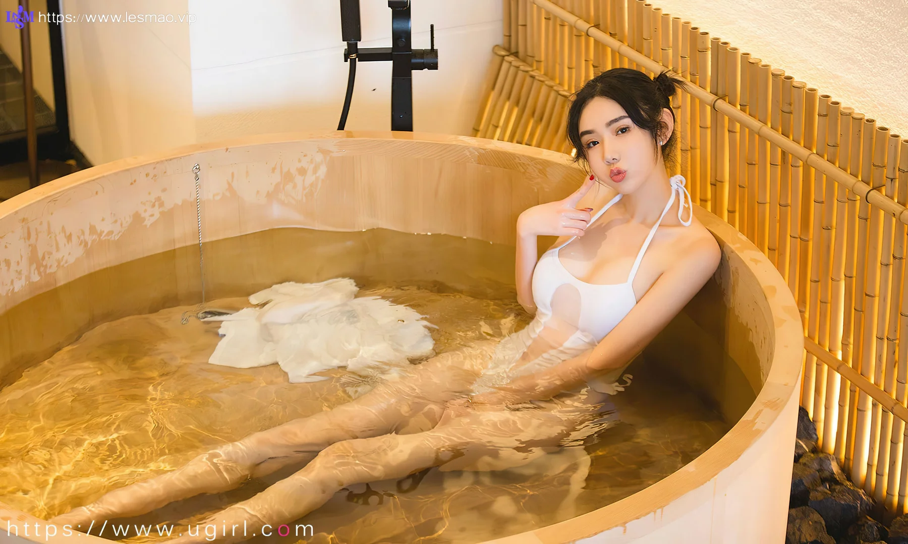 UGirls 爱尤物 No.2562 萌琪琪 浴室邂逅 - 28