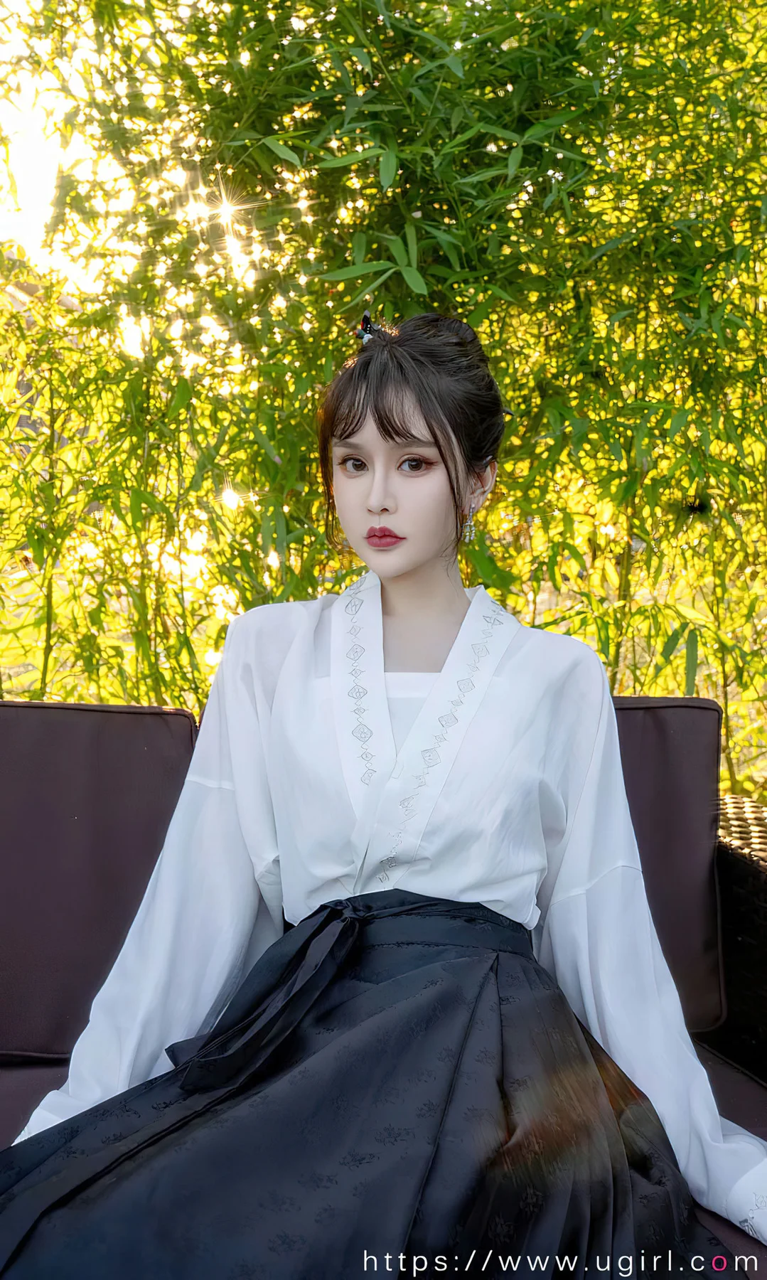 UGirls 爱尤物 No.2674 青树 节日主题写真 - 25