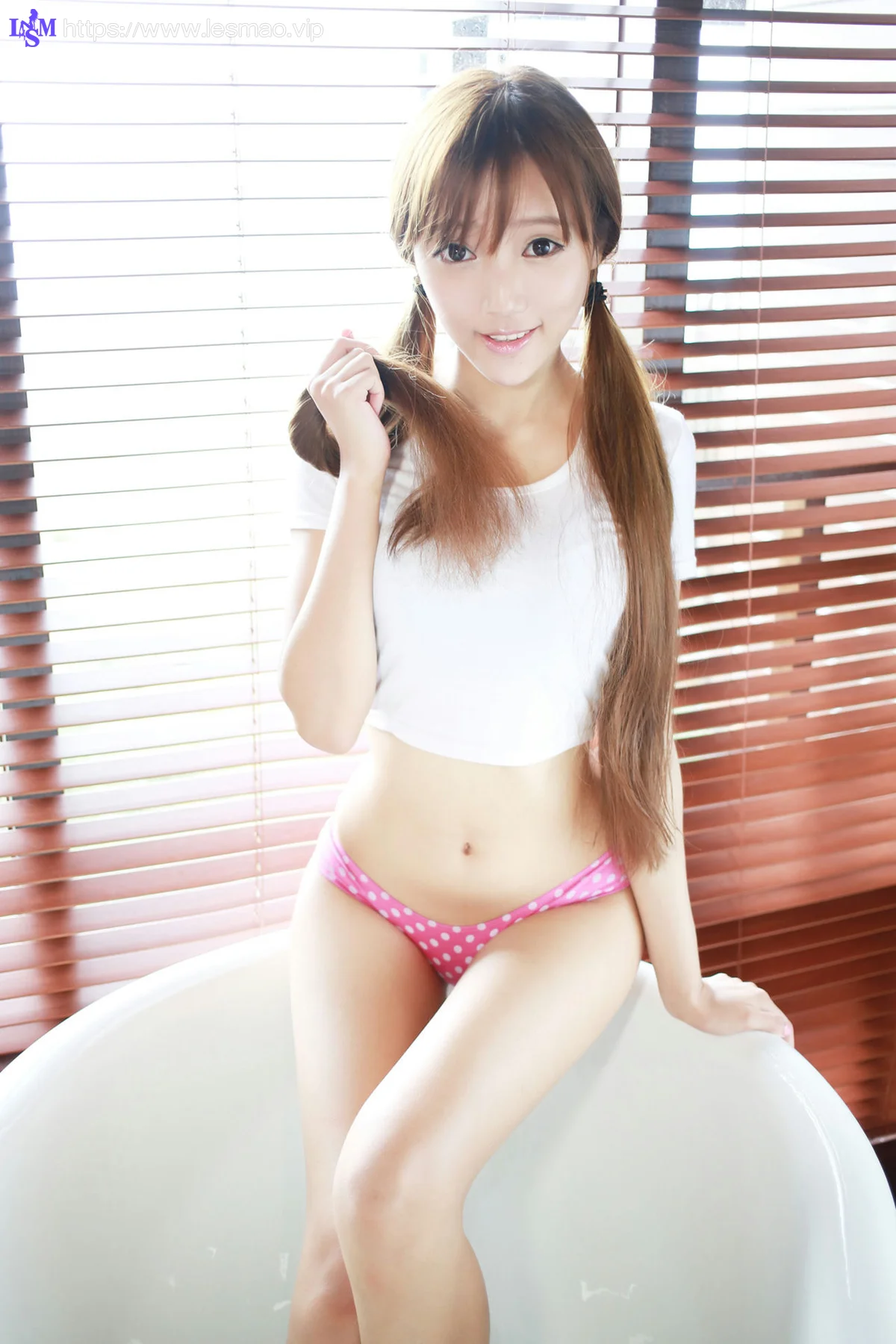 MyGirl美媛馆 No.074 王馨瑶 美女美腿 - 37