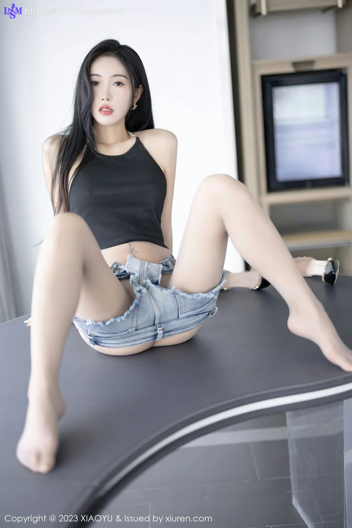 XIAOYU  语画界 Vol.1015  苏苏阿 诱人灰丝性感写真3 - 52