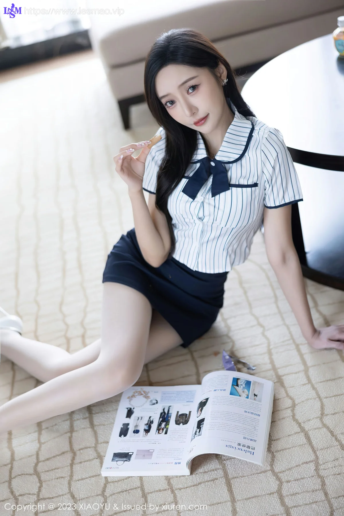 XIAOYU  语画界 Vol.1025  王馨瑶yanni 诱人原色丝袜性感写真 - 21