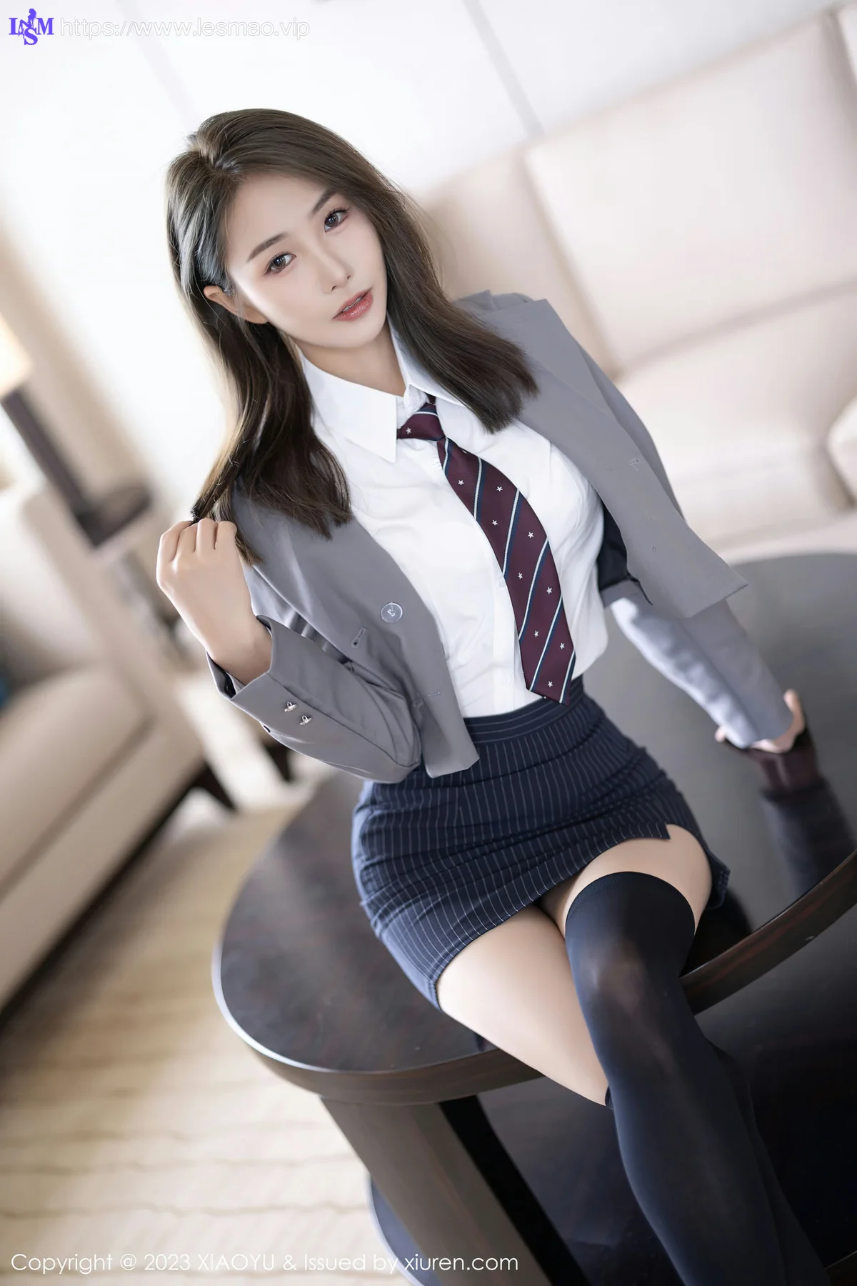 XIAOYU  语画界 Vol.1027  苏苏阿 黑色长筒袜性感写真2 - 18