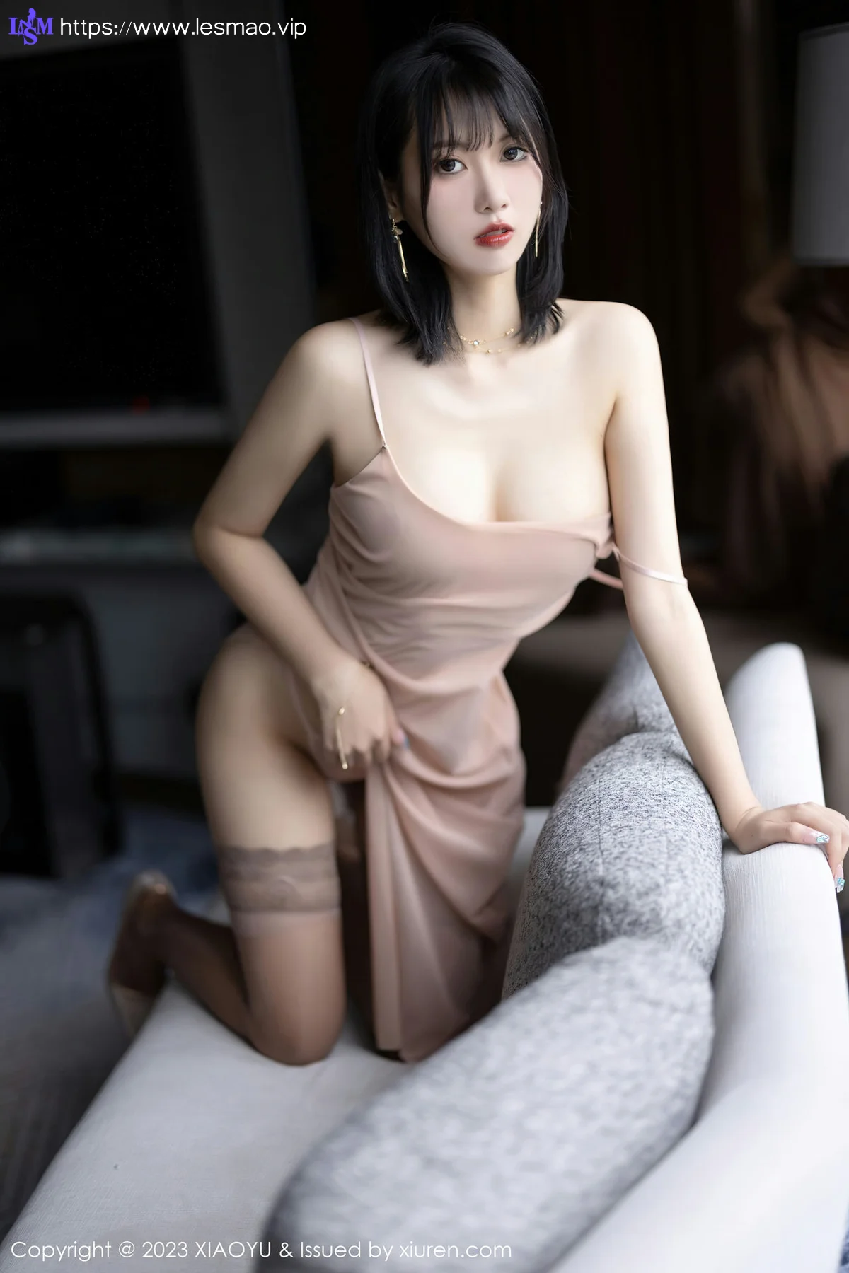 XIAOYU  语画界 Vol.1028  林子遥 粉灰色丝袜写真 - 37