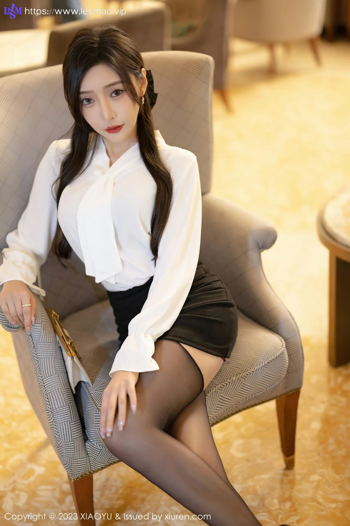XIAOYU  语画界 Vol.1033  王馨瑶yanni 魅惑黑丝性感写真1 - 8